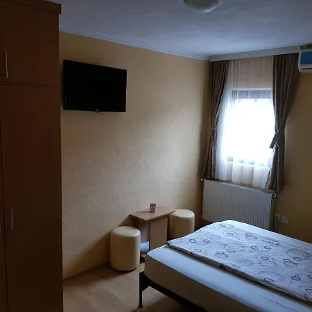 Etno Kuca Sa Konacistem Gocko