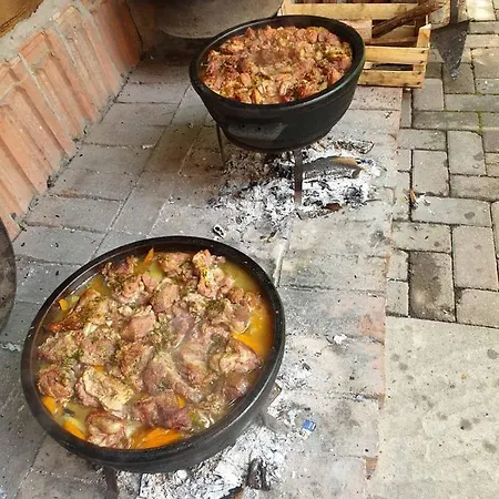 Etno Kuca Sa Konacistem Gocko Hotel *