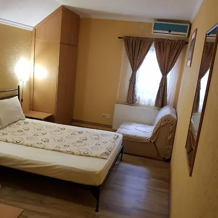 Etno Kuca Sa Konacistem Gocko Hotel *