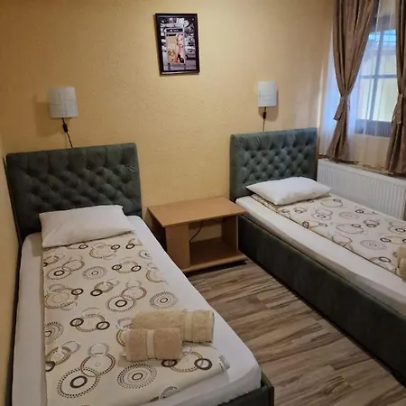 Etno Kuca Sa Konacistem Gocko Hotel *