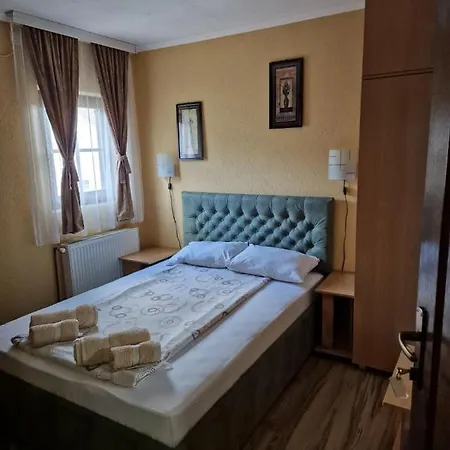 Etno Kuca Sa Konacistem Gocko Hotel *
