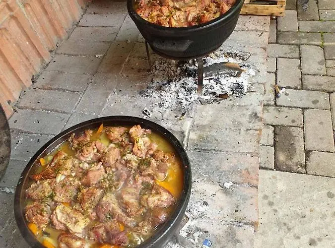 Etno Kuca Sa Konacistem Gocko Otel *